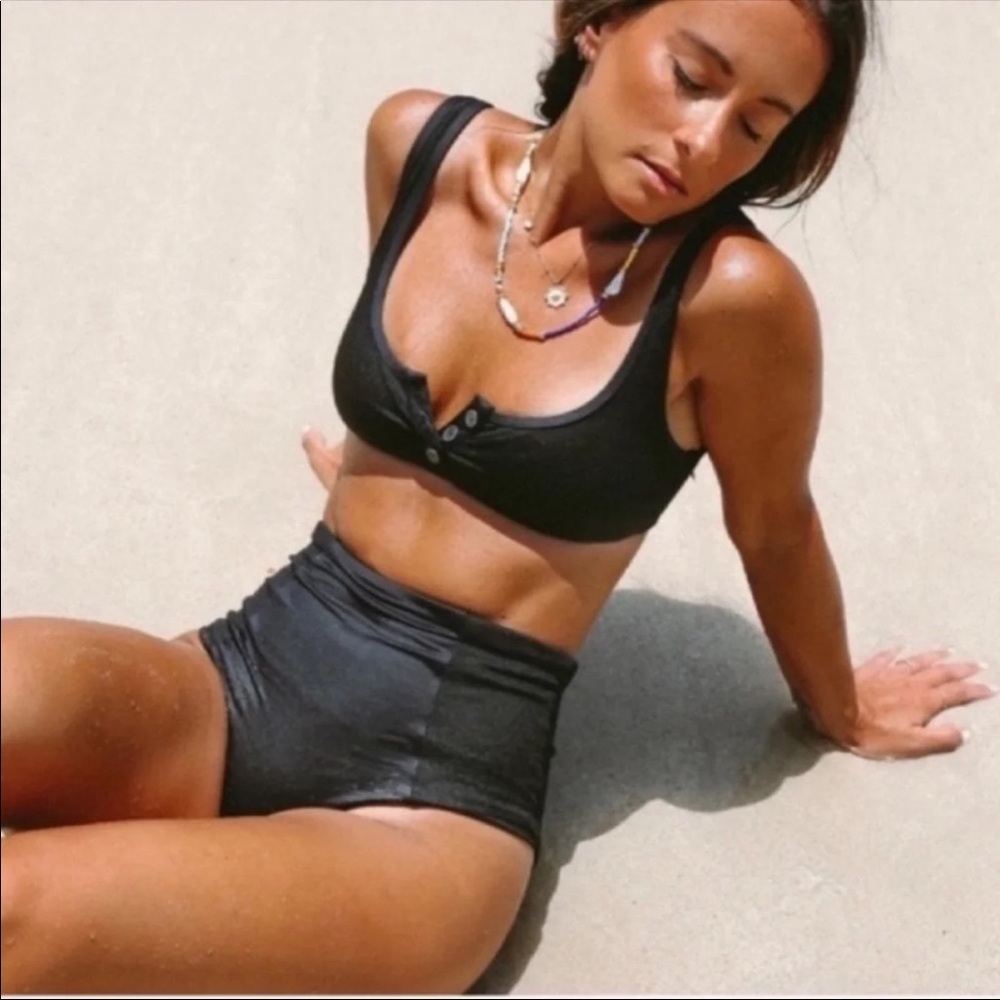 L*space Robbie top and Jackie bottoms bikini set